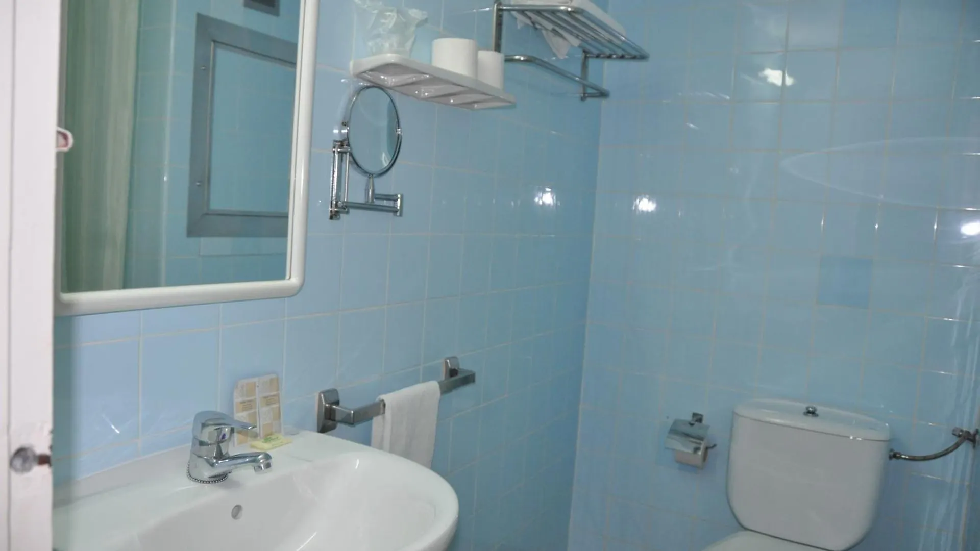 Guest house Hostal - Pension El Amigo Lloret de Mar Spain