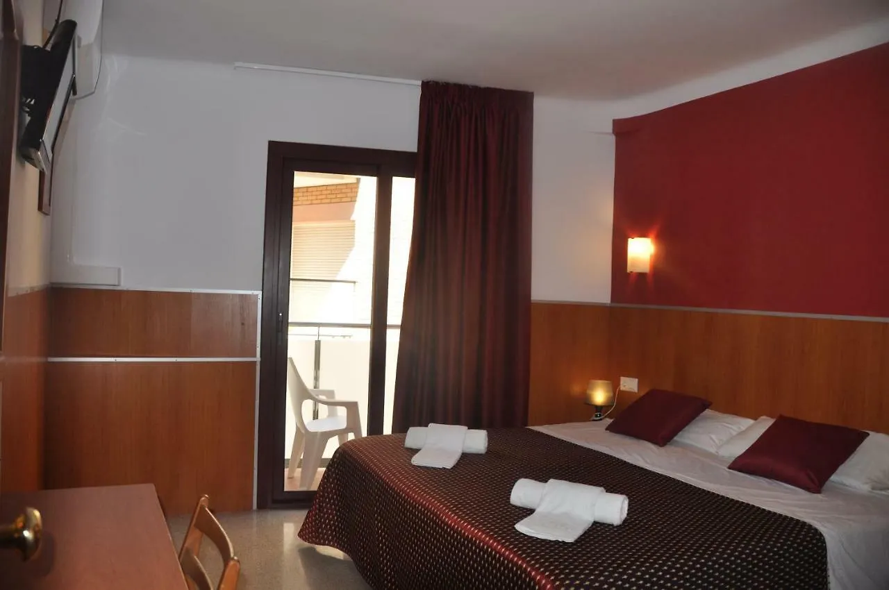 Hostal - Pension El Amigo Lloret de Mar Guest house