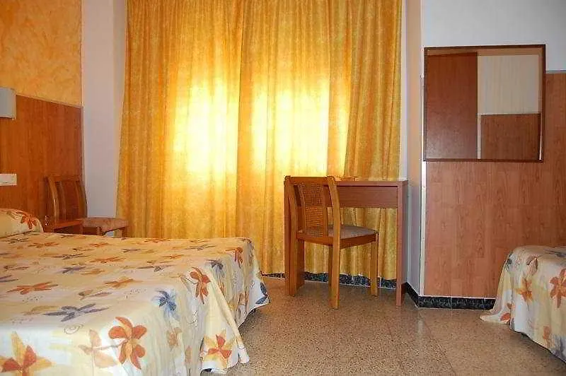 Maison d'hôtes Hostal - Pension El Amigo Lloret de Mar