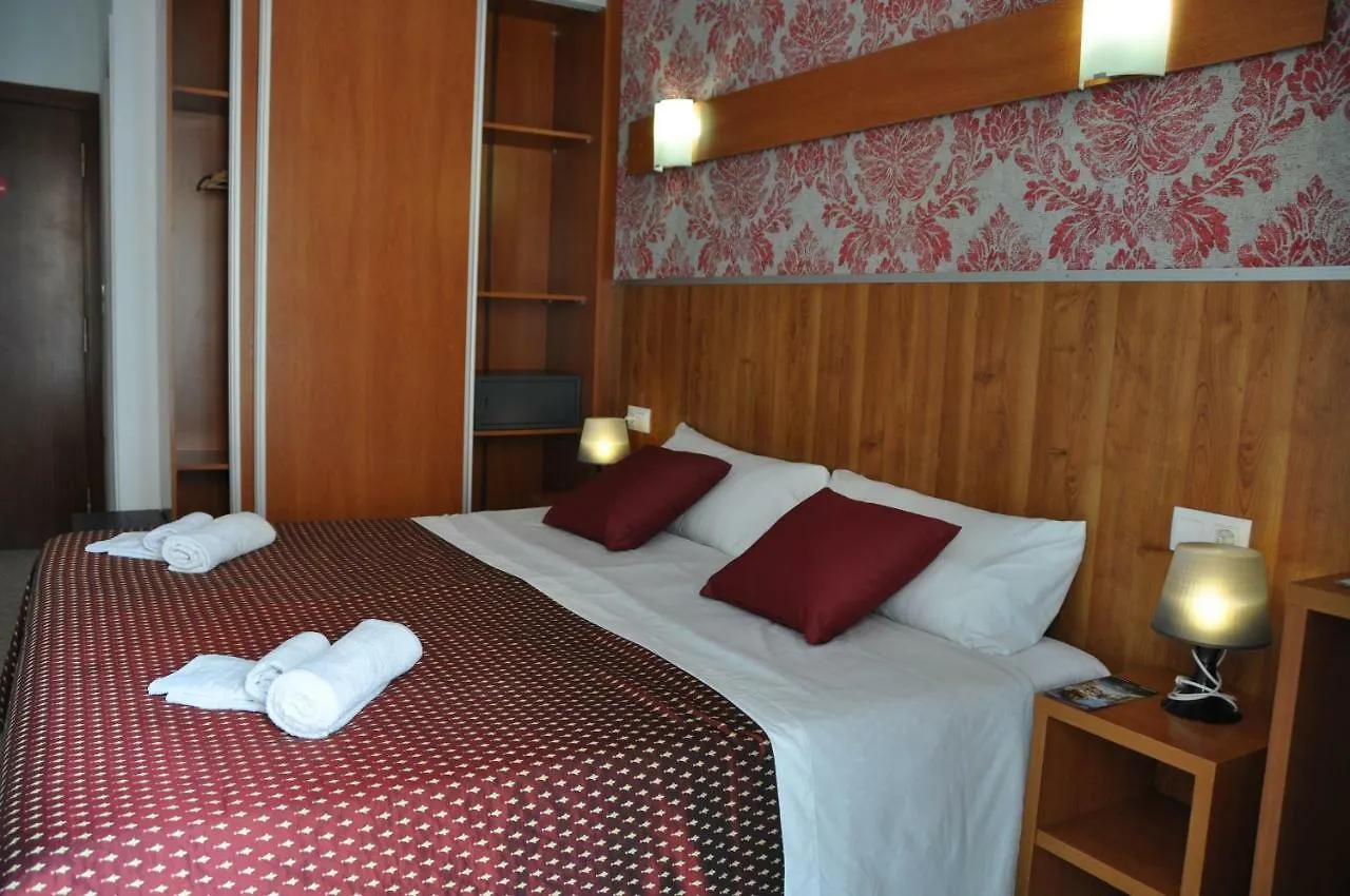 Hostal - Pension El Amigo Lloret de Mar